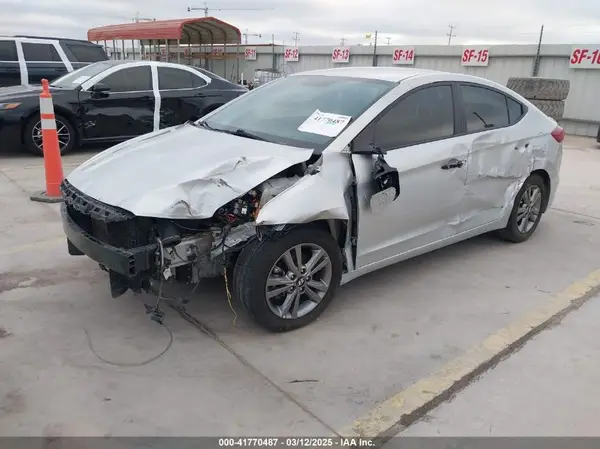 5NPD84LF4JH395953 2018 HYUNDAI ELANTRA - Image 2
