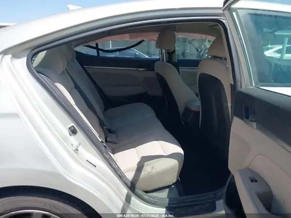 5NPD84LF4JH399601 2018 HYUNDAI ELANTRA - Image 8
