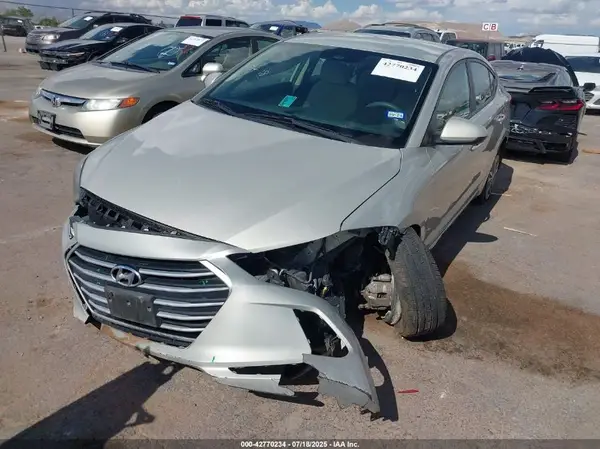 5NPD84LF4JH400228 2018 HYUNDAI ELANTRA - Image 2