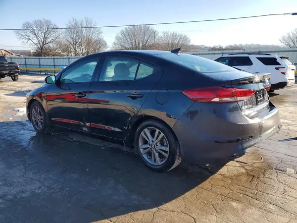 5NPD84LF4JH400603 2018 HYUNDAI ELANTRA - Image 2