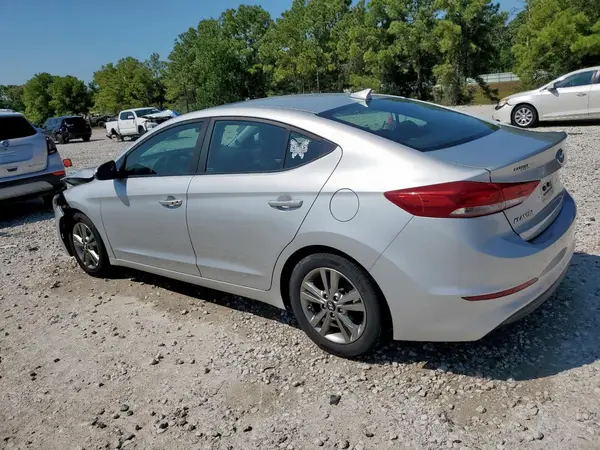 5NPD84LF4JH402917 2018 HYUNDAI ELANTRA - Image 2