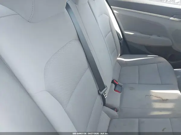 5NPD84LF4KH400117 2019 HYUNDAI ELANTRA - Image 8