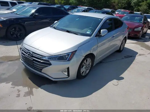 5NPD84LF4KH403504 2019 HYUNDAI ELANTRA - Image 2