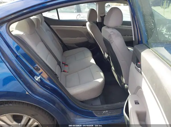 5NPD84LF4KH404068 2019 HYUNDAI ELANTRA - Image 8