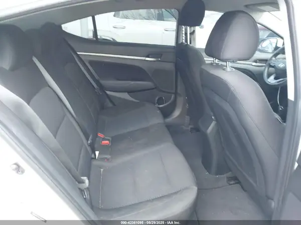 5NPD84LF4KH404409 2019 HYUNDAI ELANTRA - Image 8