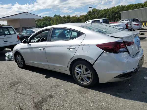 5NPD84LF4KH404538 2019 HYUNDAI ELANTRA - Image 2