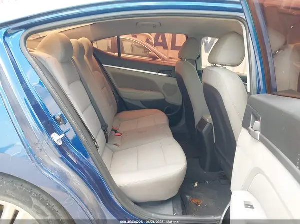 5NPD84LF4KH405978 2019 HYUNDAI ELANTRA - Image 8