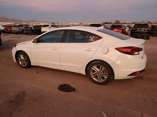 5NPD84LF4KH407861 2019 HYUNDAI ELANTRA - Image 2