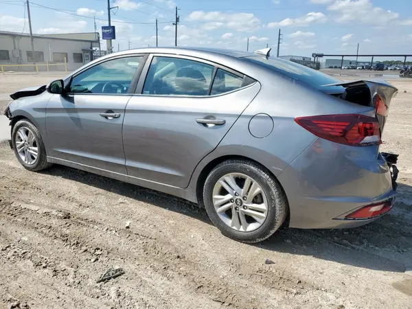 5NPD84LF4KH408119 2019 HYUNDAI ELANTRA - Image 2
