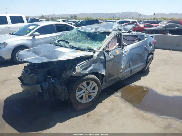 5NPD84LF4KH408878 2019 HYUNDAI ELANTRA - Image 2