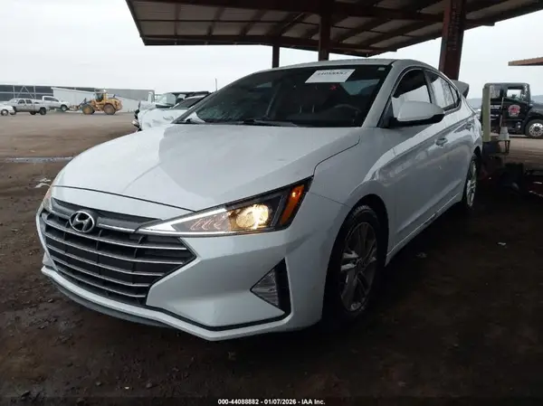 5NPD84LF4KH409013 2019 HYUNDAI ELANTRA - Image 2