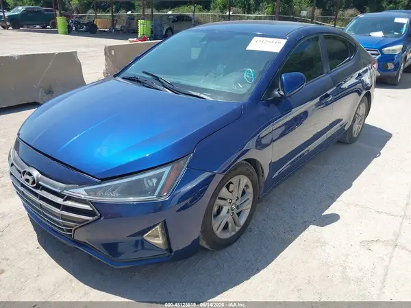 5NPD84LF4KH410677 2019 HYUNDAI ELANTRA - Image 2