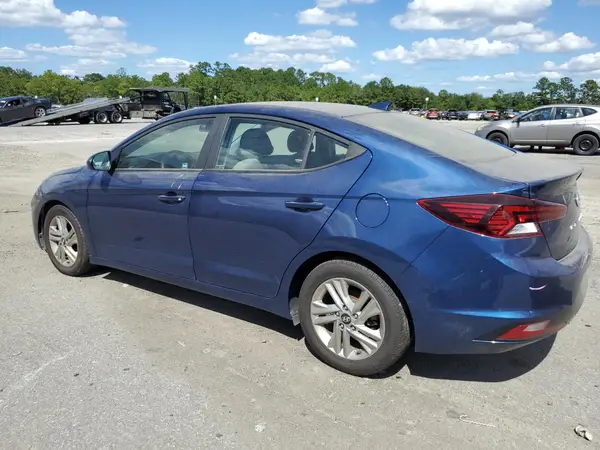 5NPD84LF4KH411456 2019 HYUNDAI ELANTRA - Image 2