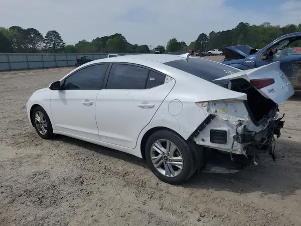 5NPD84LF4KH413451 2019 HYUNDAI ELANTRA - Image 2