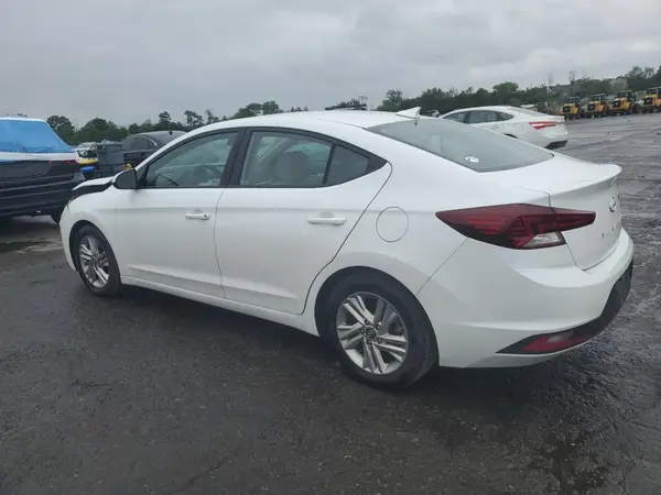 5NPD84LF4KH414017 2019 HYUNDAI ELANTRA - Image 2
