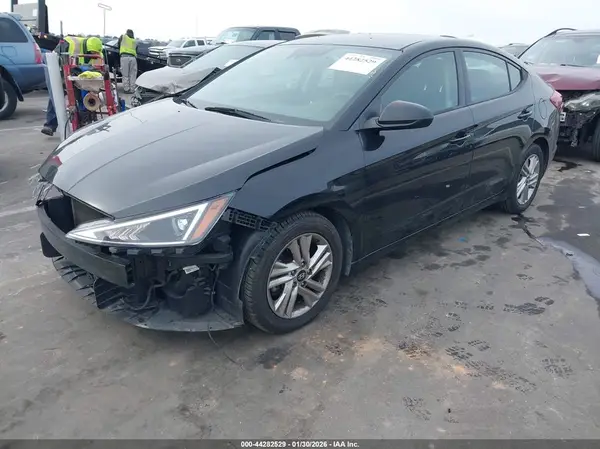 5NPD84LF4KH416981 2019 HYUNDAI ELANTRA - Image 2