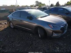 5NPD84LF4KH417080 2019 HYUNDAI ELANTRA