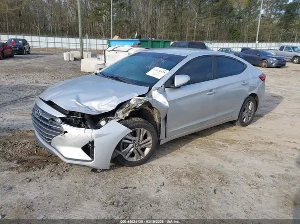 5NPD84LF4KH420271 2019 HYUNDAI ELANTRA - Image 2