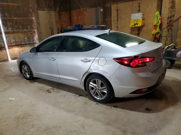 5NPD84LF4KH423347 2019 HYUNDAI ELANTRA - Image 2