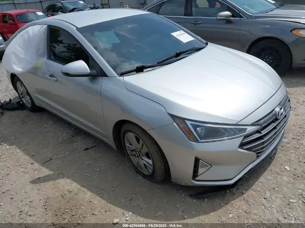 5NPD84LF4KH426118 2019 HYUNDAI ELANTRA - Image 1