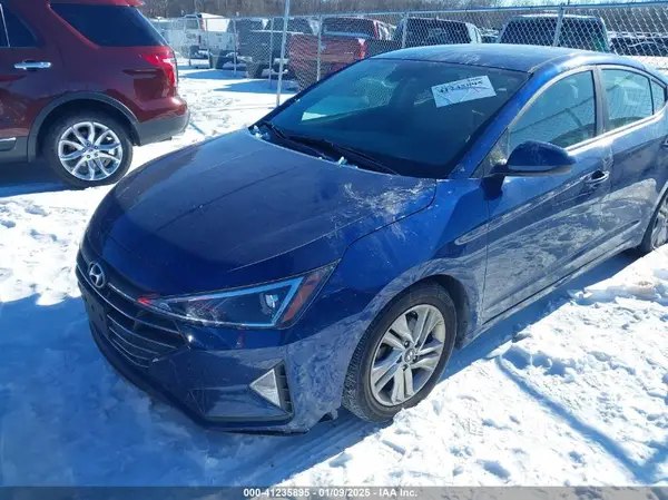 5NPD84LF4KH427141 2019 HYUNDAI ELANTRA - Image 2