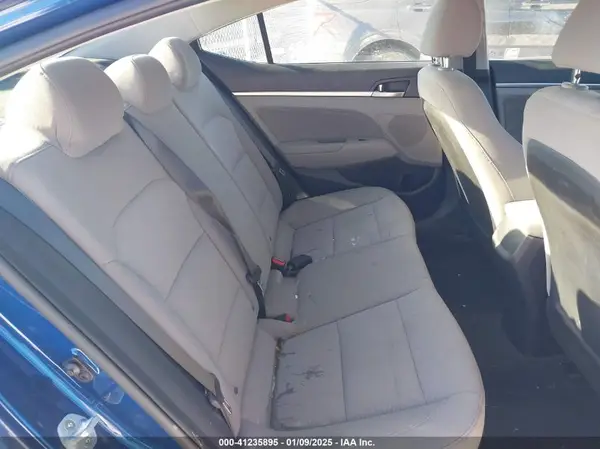 5NPD84LF4KH427141 2019 HYUNDAI ELANTRA - Image 8