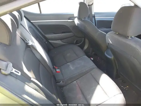 5NPD84LF4KH428516 2019 HYUNDAI ELANTRA - Image 8