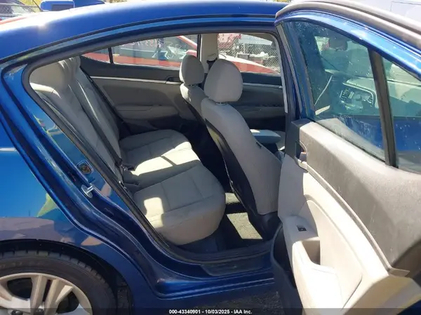 5NPD84LF4KH435451 2019 HYUNDAI ELANTRA - Image 8