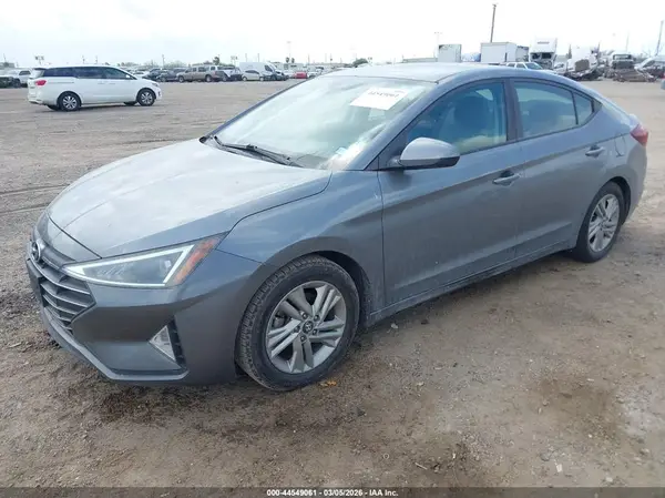 5NPD84LF4KH435790 2019 HYUNDAI ELANTRA - Image 2