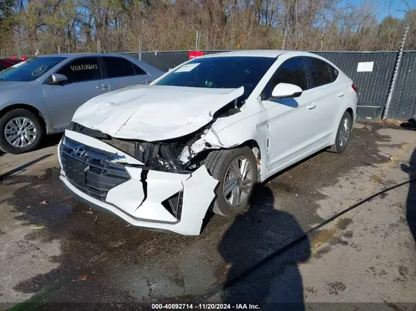 5NPD84LF4KH439497 2019 HYUNDAI ELANTRA - Image 2