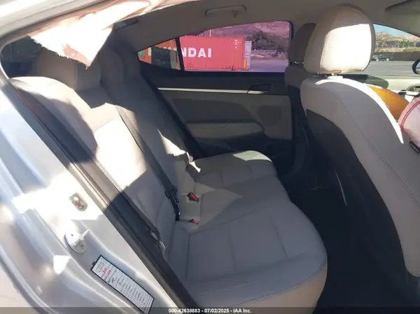 5NPD84LF4KH442609 2019 HYUNDAI ELANTRA - Image 8