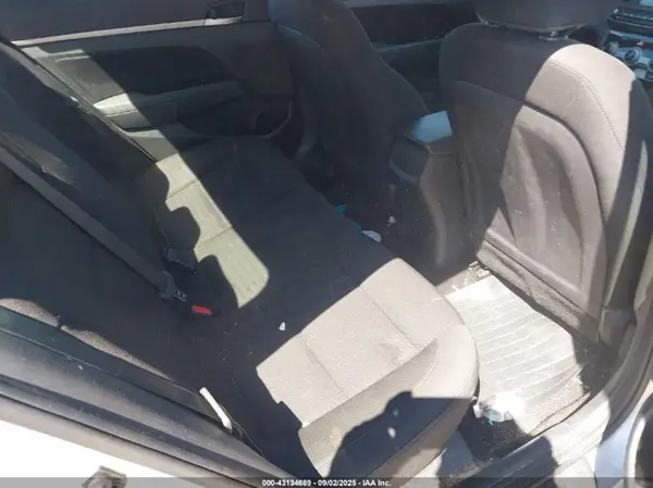 5NPD84LF4KH443789 2019 HYUNDAI ELANTRA - Image 8
