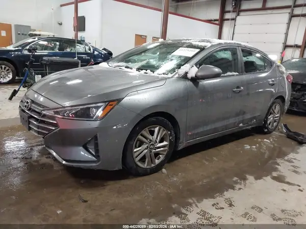 5NPD84LF4KH446563 2019 HYUNDAI ELANTRA - Image 2