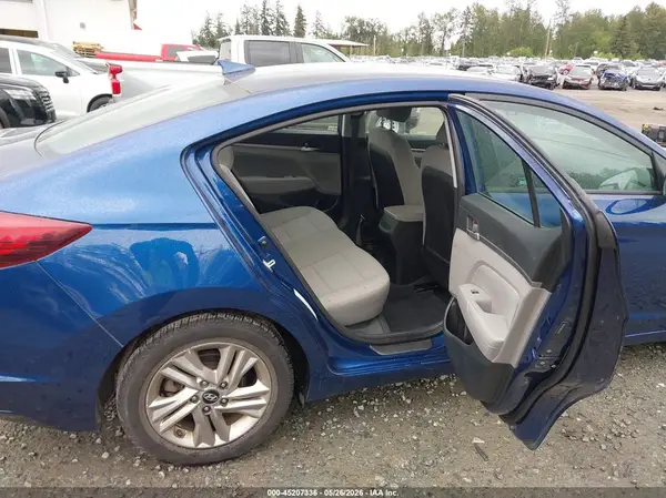 5NPD84LF4KH447910 2019 HYUNDAI ELANTRA - Image 8