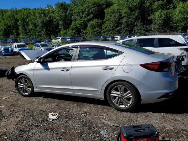 5NPD84LF4KH449169 2019 HYUNDAI ELANTRA - Image 2