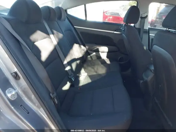 5NPD84LF4KH451505 2019 HYUNDAI ELANTRA - Image 8