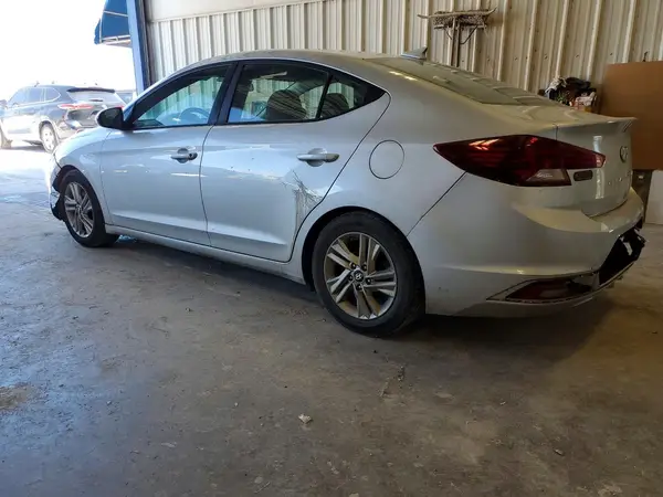 5NPD84LF4KH451620 2019 HYUNDAI ELANTRA - Image 2