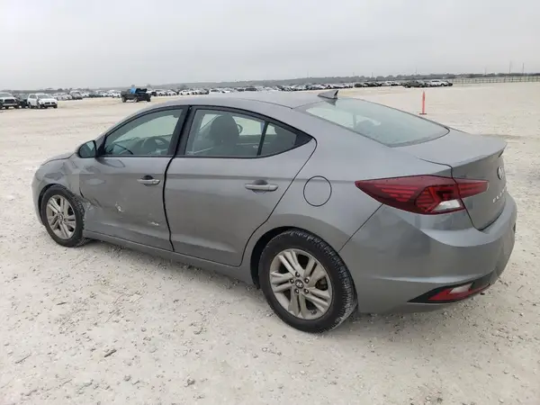 5NPD84LF4KH452783 2019 HYUNDAI ELANTRA - Image 2