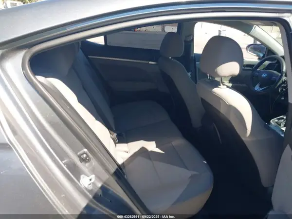 5NPD84LF4KH454906 2019 HYUNDAI ELANTRA - Image 8