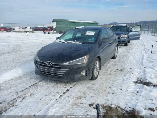 5NPD84LF4KH455067 2019 HYUNDAI ELANTRA - Image 2