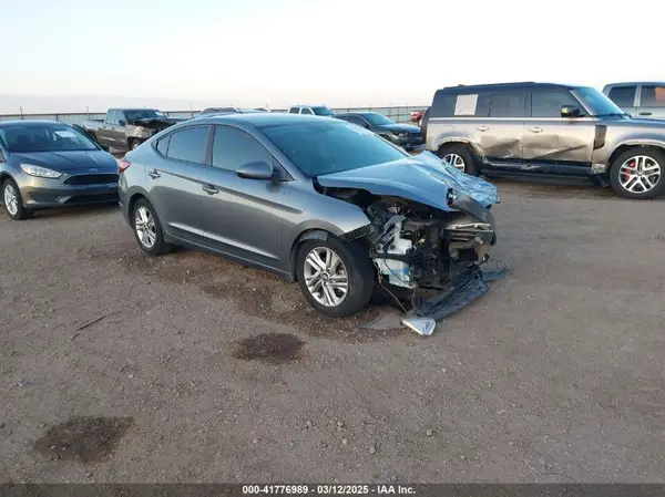 5NPD84LF4KH455442 2019 HYUNDAI ELANTRA - Image 1