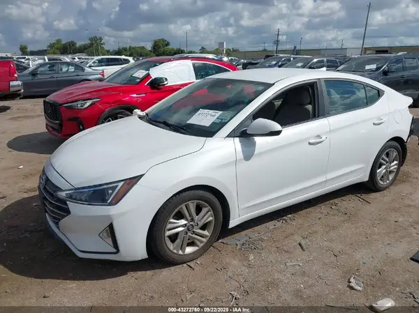 5NPD84LF4KH456185 2019 HYUNDAI ELANTRA - Image 2