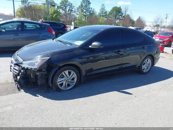 5NPD84LF4KH456607 2019 HYUNDAI ELANTRA - Image 2