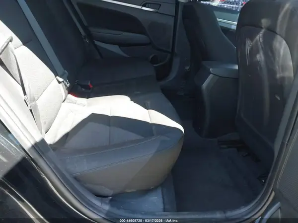 5NPD84LF4KH456607 2019 HYUNDAI ELANTRA - Image 8