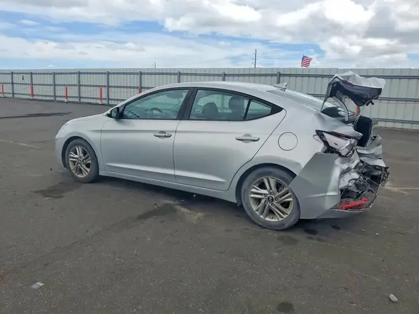 5NPD84LF4KH461158 2019 HYUNDAI ELANTRA - Image 2