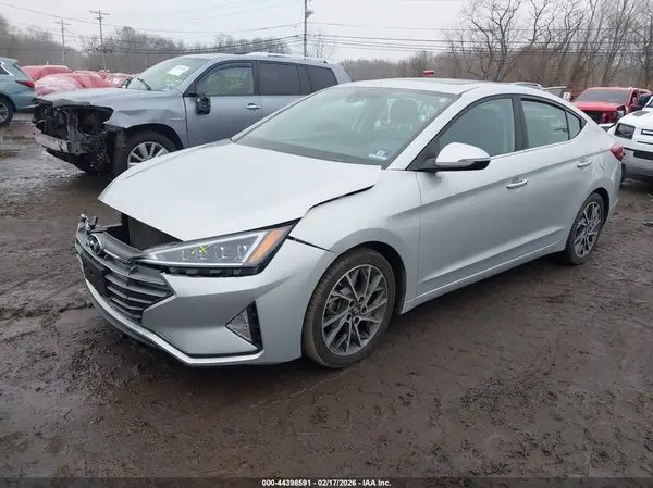 5NPD84LF4KH463685 2019 HYUNDAI ELANTRA - Image 2