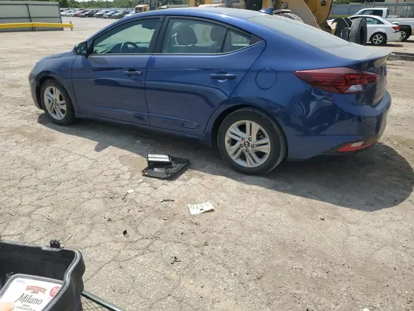 5NPD84LF4KH467123 2019 HYUNDAI ELANTRA - Image 2