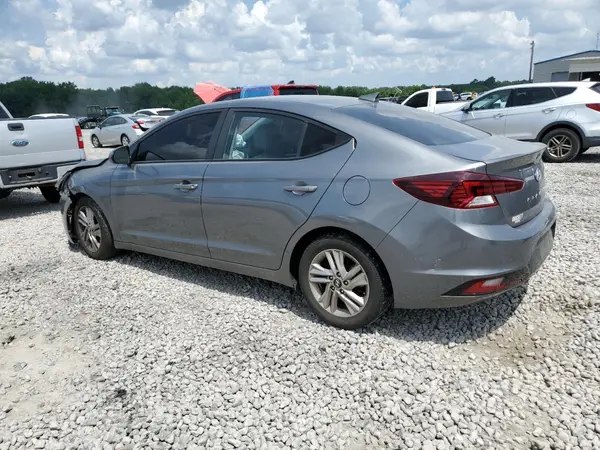 5NPD84LF4KH467817 2019 HYUNDAI ELANTRA - Image 2