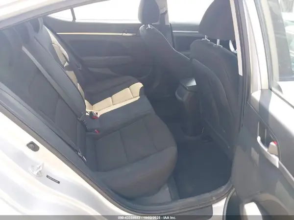 5NPD84LF4KH472435 2019 HYUNDAI ELANTRA - Image 8