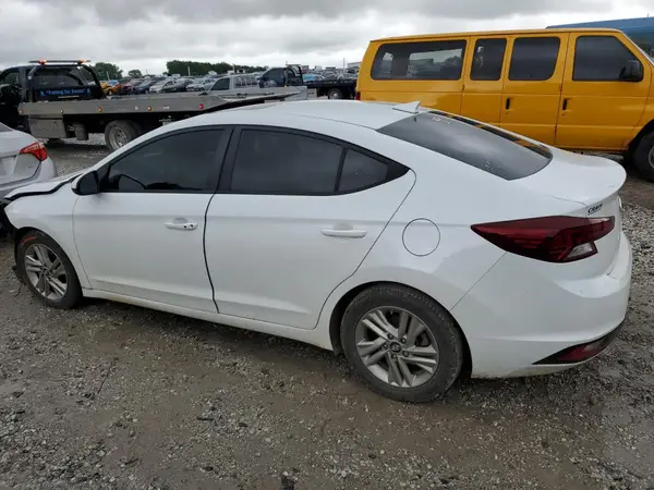 5NPD84LF4KH473259 2019 HYUNDAI ELANTRA - Image 2